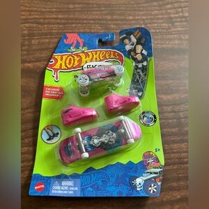Hotwheels Fingerboard (Metalic Pink)